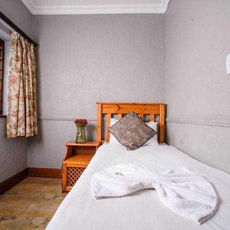 The Palms Guesthouse Mbombela Eksteriør bilde